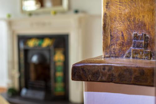 Carving of Richmond Castle